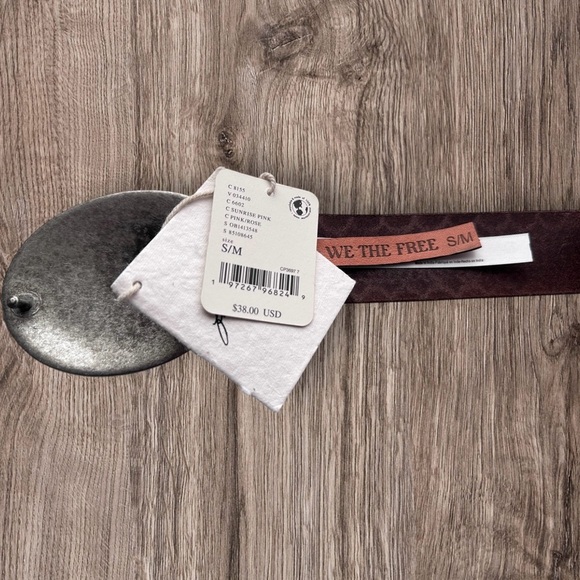 NWT Free People Duke Concho Belt in Sunrise Pink - Picture 7 of 7